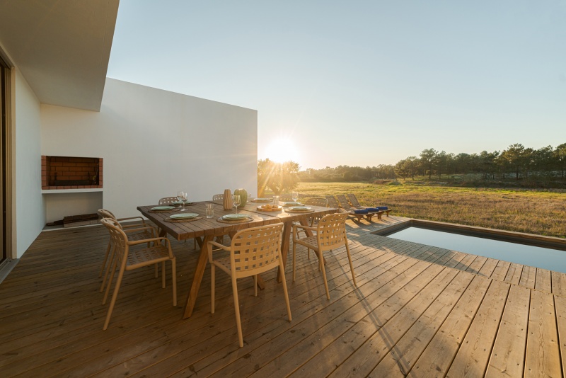 dinner-table-setting-in-modern-villa-terrace-2022-02-02-04-51-24-utc.jpg