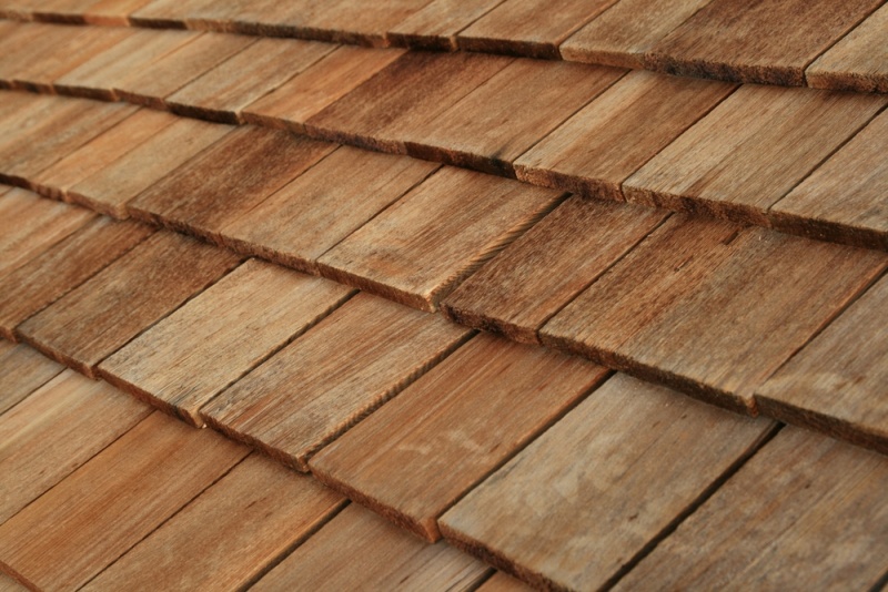 Avantages et inconvénients d'une toiture en bois