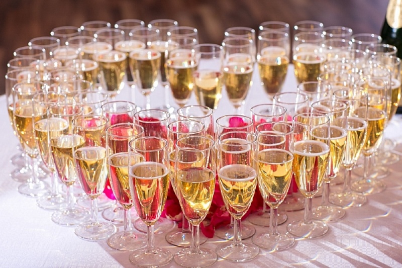 6 conseils pour bien organiser le vin d'honneur de son mariage