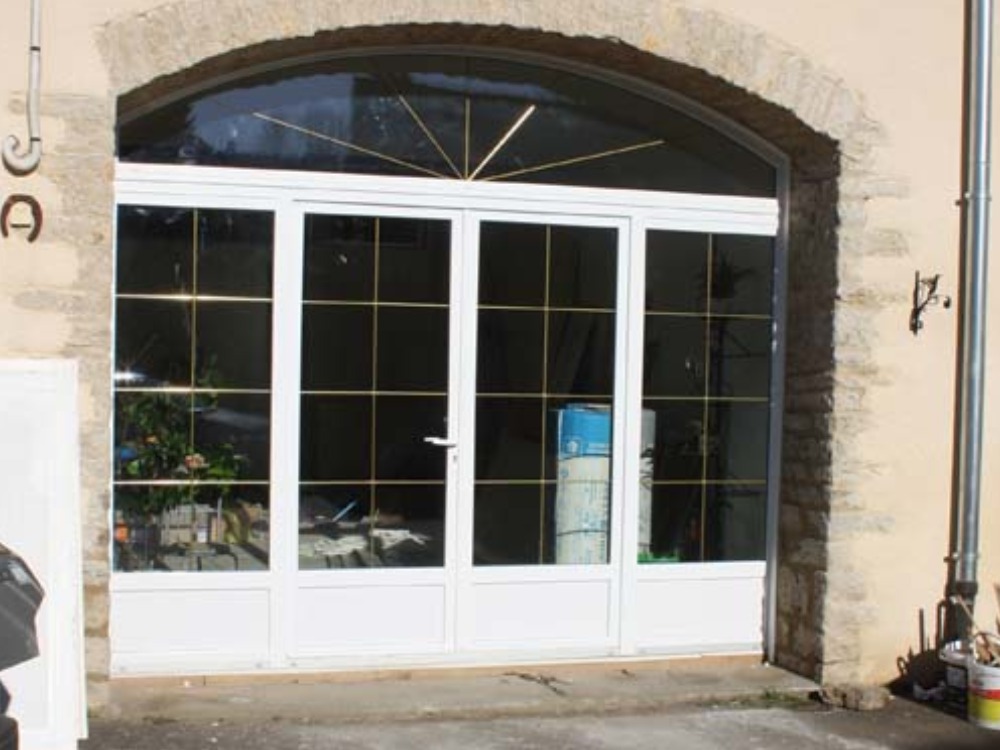 Vente et pose de fermetures sur-mesure à Vesoul