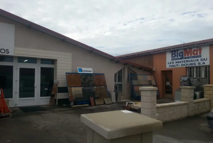 Matériaux de construction proche de Morteau