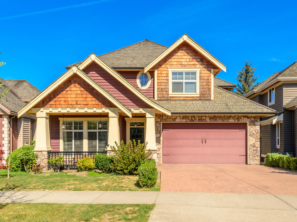 Installation de menuiseries et protections solaires en Moselle