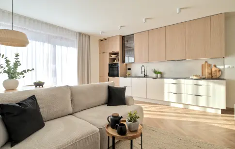 ee91e5b2-9424-48ab-93a9-f20c2781ac1d