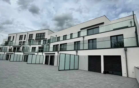 CUFPCCU6PitT2jfNdJrKKqp6FtJRUYQuzsSbZOtw