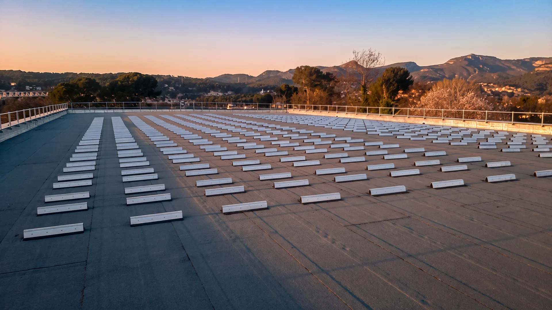 Étanchéité de toitures et terrasses autour de Marseille