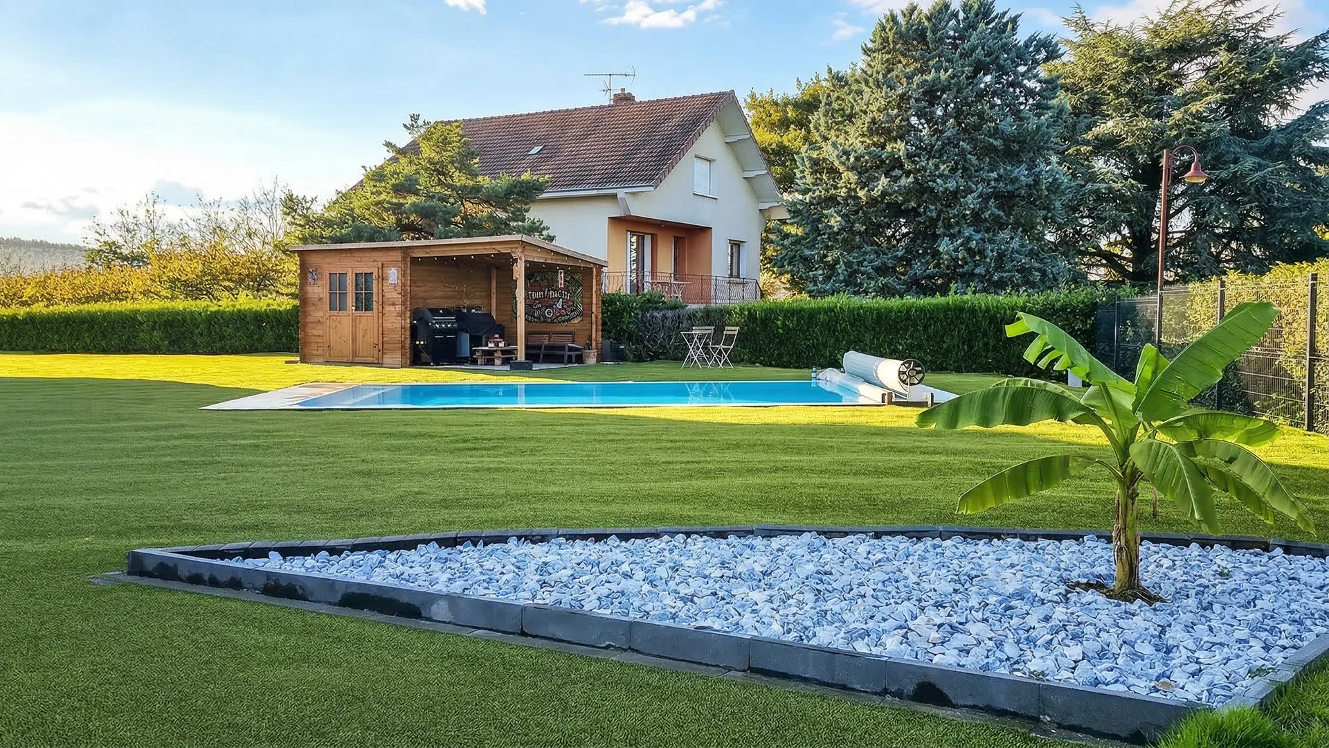 Piscines et spas à Bourg-en-Bresse et alentours