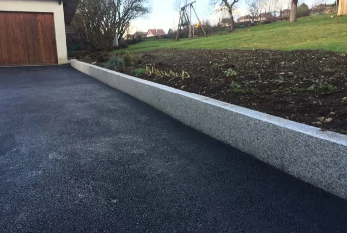 Travaux publics et bâtiment proche de Morteau