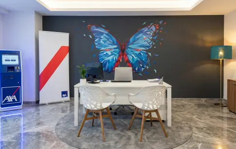 00ca0fb7-1286-4741-b193-83f47e653dbc