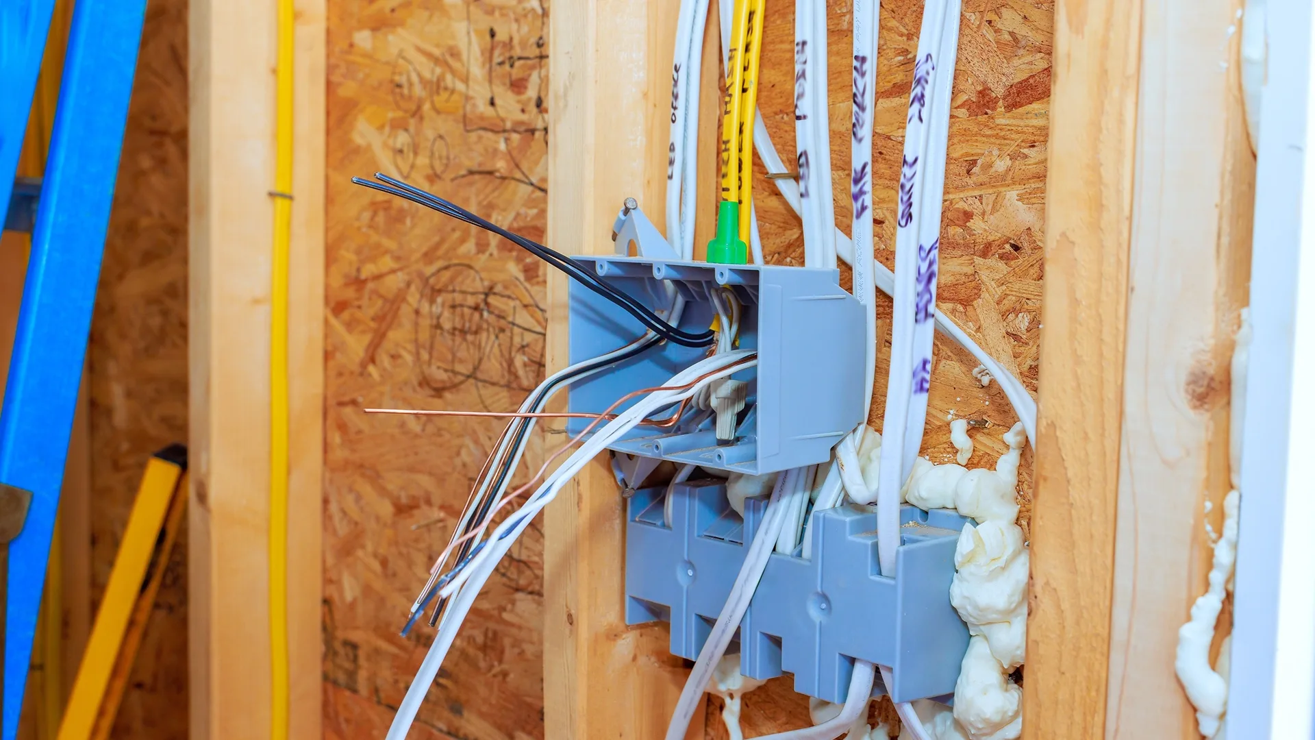 Électricien pour installations et dépannages proche de Baume-les-Dames