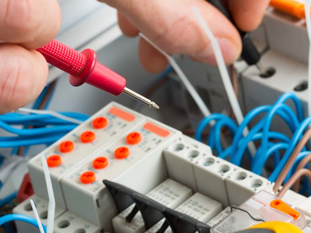 Électricien qualifié à Fabrègues pour vos projets