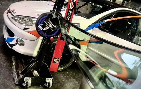 5494_pose-pare-brise_real_externe