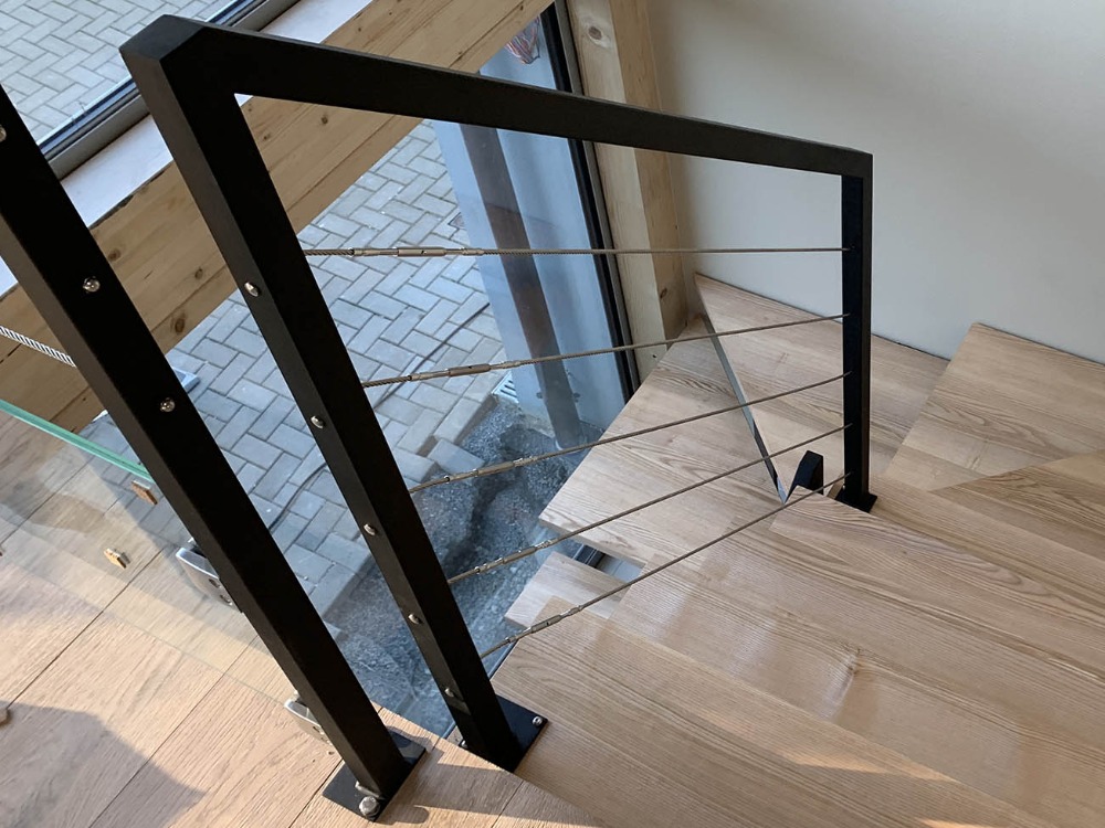 Ferronnerie contemporaine sur-mesure en France