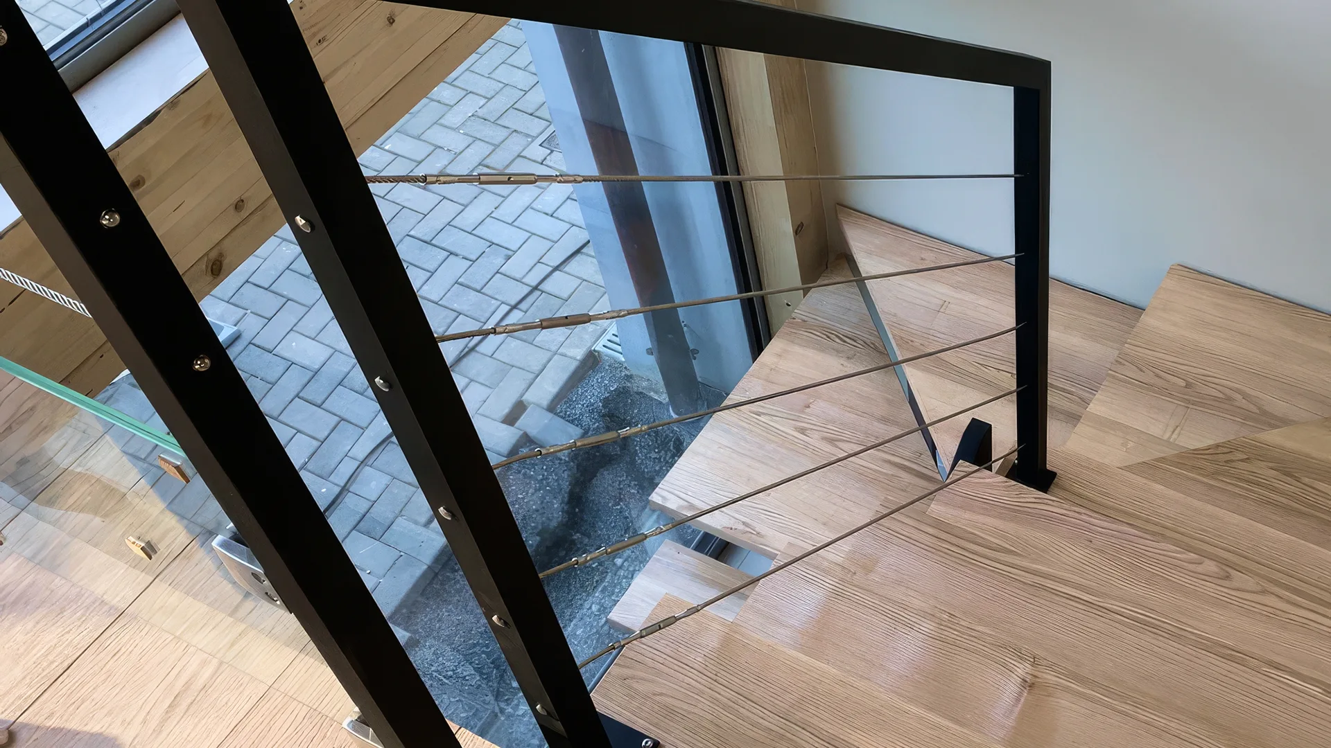 Ferronnerie contemporaine sur-mesure en France