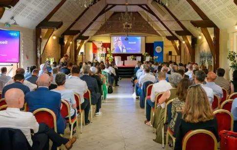 MOUVEMENT DES ENTREPRISES DE FRANCE (MEDEF TOURAINE) (MEDEF)