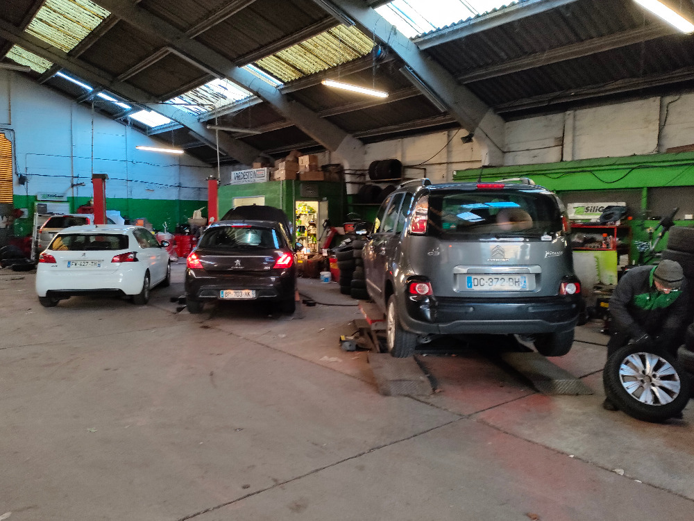 Réparation auto et pneus à Calais
