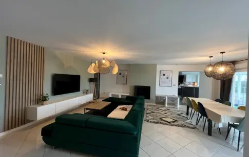 kBTA8QkgoAV7bhC6zvzdzY85ZFEkvfkXbAkvMZZG