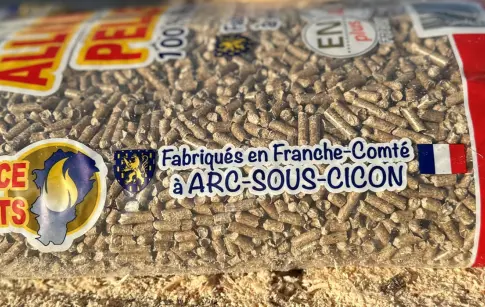 vOwX3y8hwSD8nUA0aQnwrQ62MRsRKNdwct2BGeeX