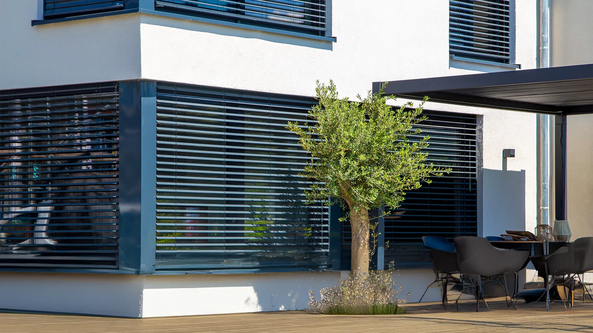 Installation de protection solaire proche de Lyon