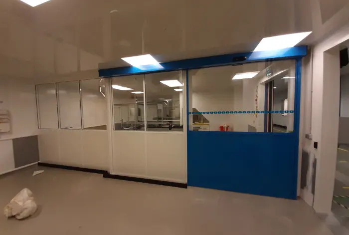 Installation de portes automatiques à Dole et Jura