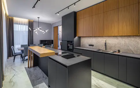 44ba6dc5-0ce5-4e91-b18e-1c74e1a5b28f