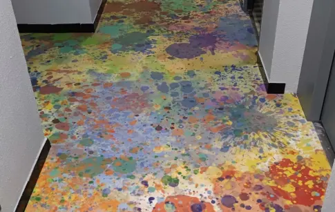 pose d'un sol dans un bâtiment collectif