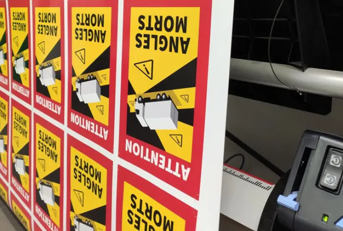 Fabricant d’enseignes et de supports publicitaires à Reims