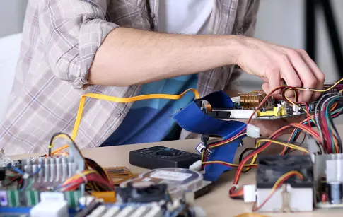 jfZRipN3X4hZy9vNUV7rJwcqKLEik1DnSpLWiKnv