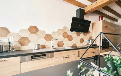 1ca6f6b9-6541-4394-b50d-23a3572e298b