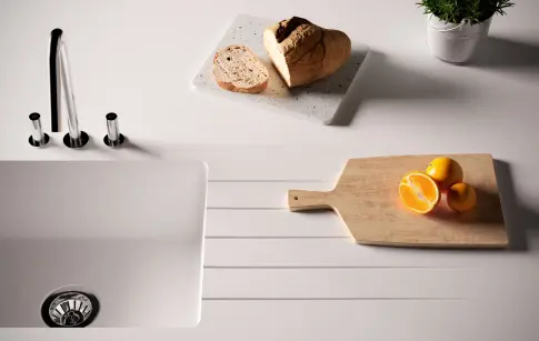 HI-MACS KITCHEN close up worktop and sink -©Studio Podrini – HI-MACS®