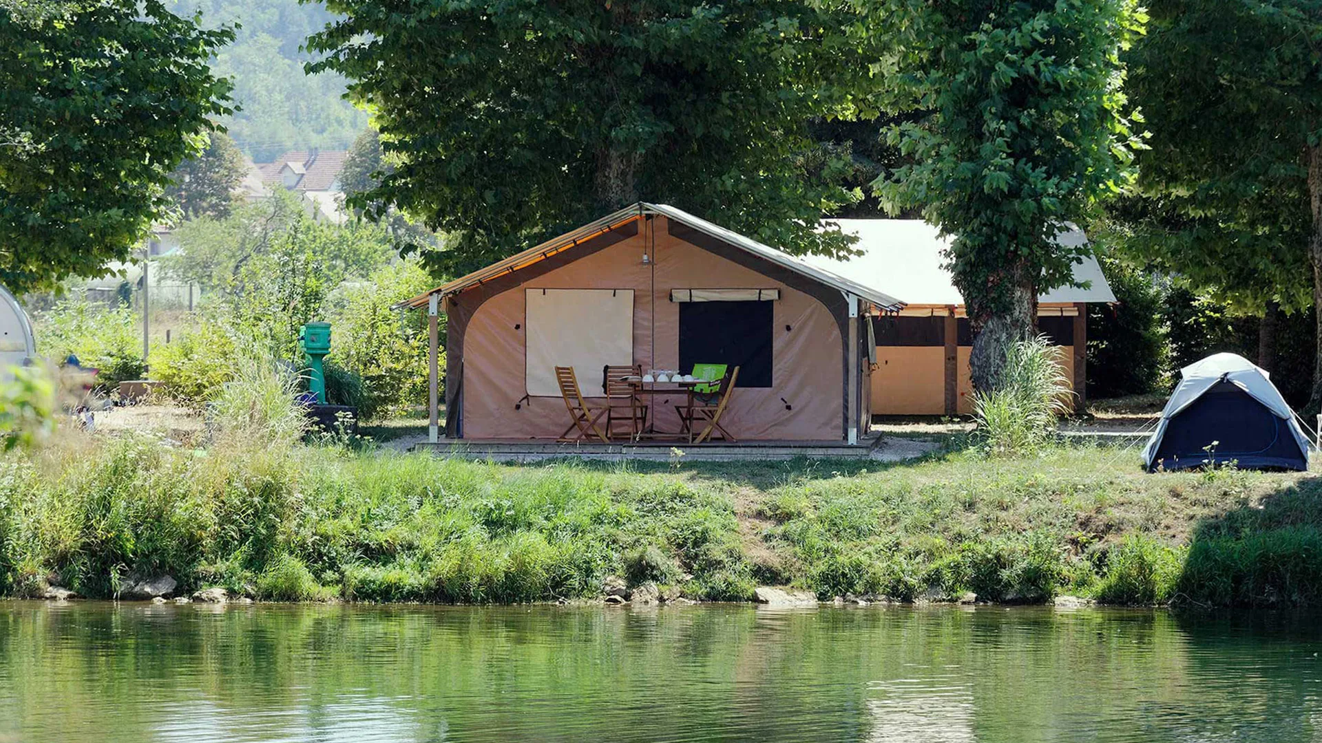 Camping tranquille près de Besançon