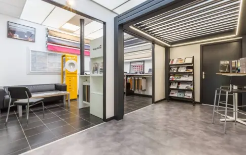 rhone-alpes-stores-home-2