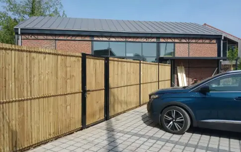 5557_real_4037172361445149614