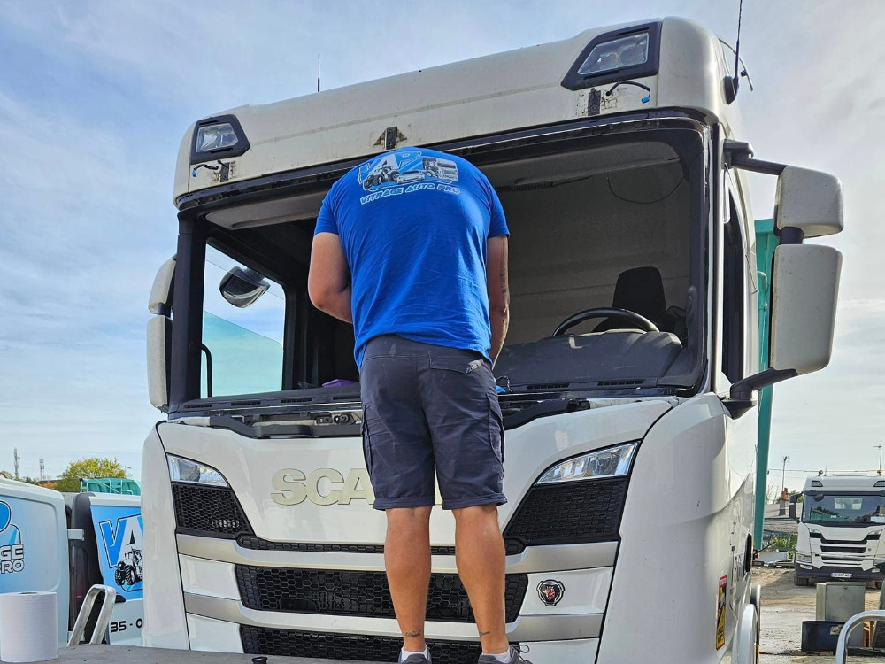 Réparation de pare-brise proche de Ham et alentours