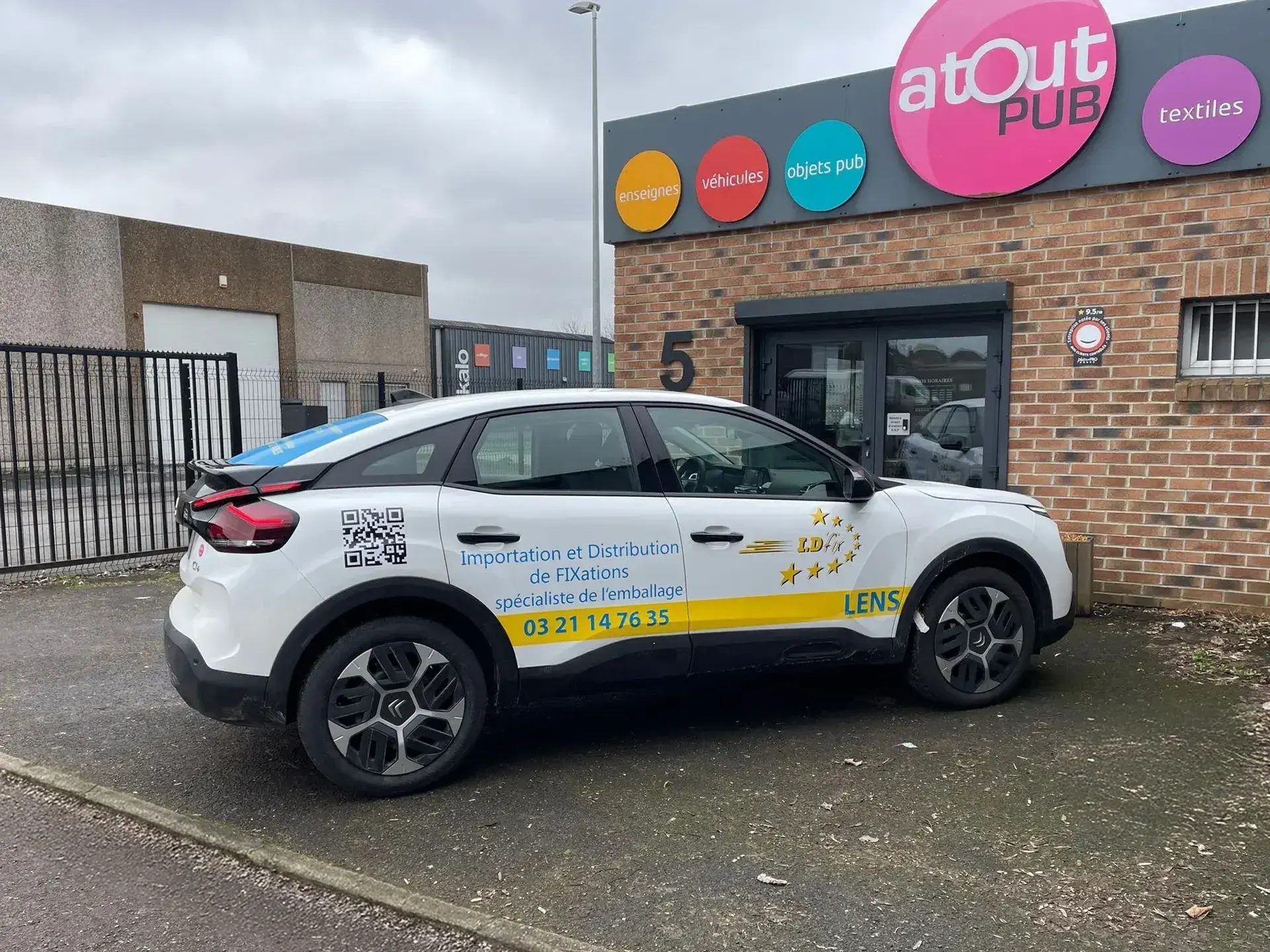 Solutions de communication visuelle autour de Lens