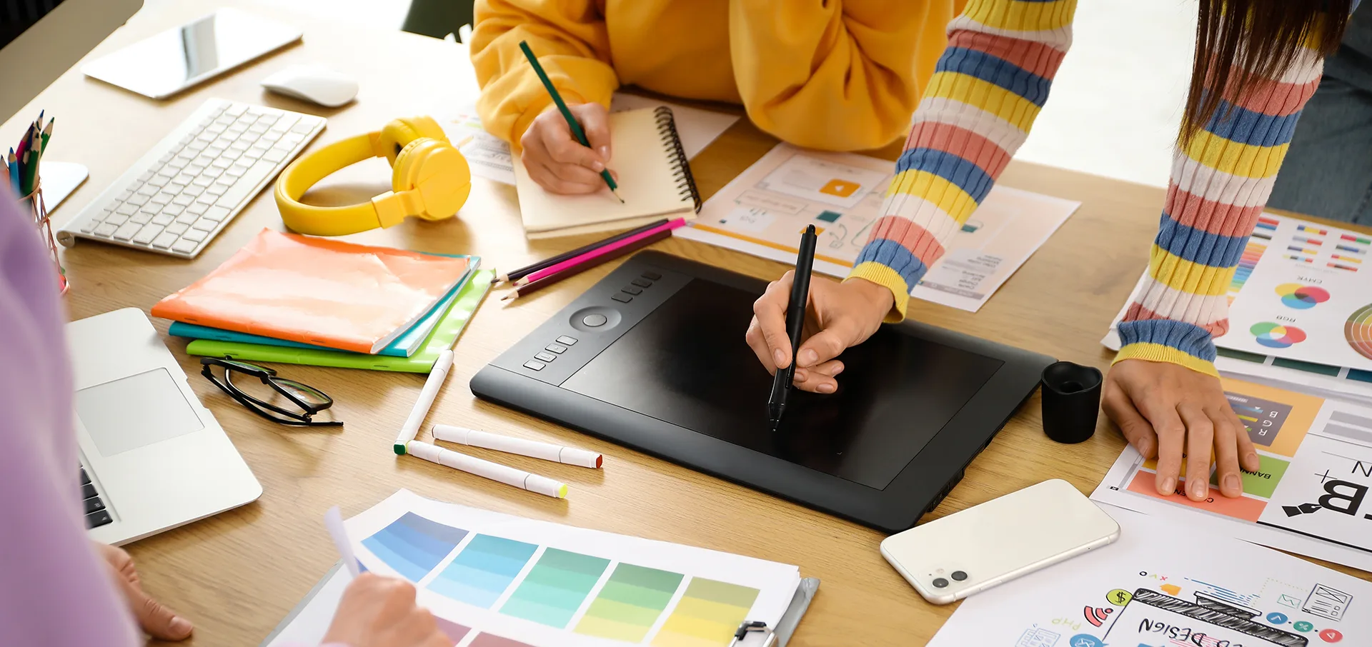 Solutions de communication visuelle autour de Lens