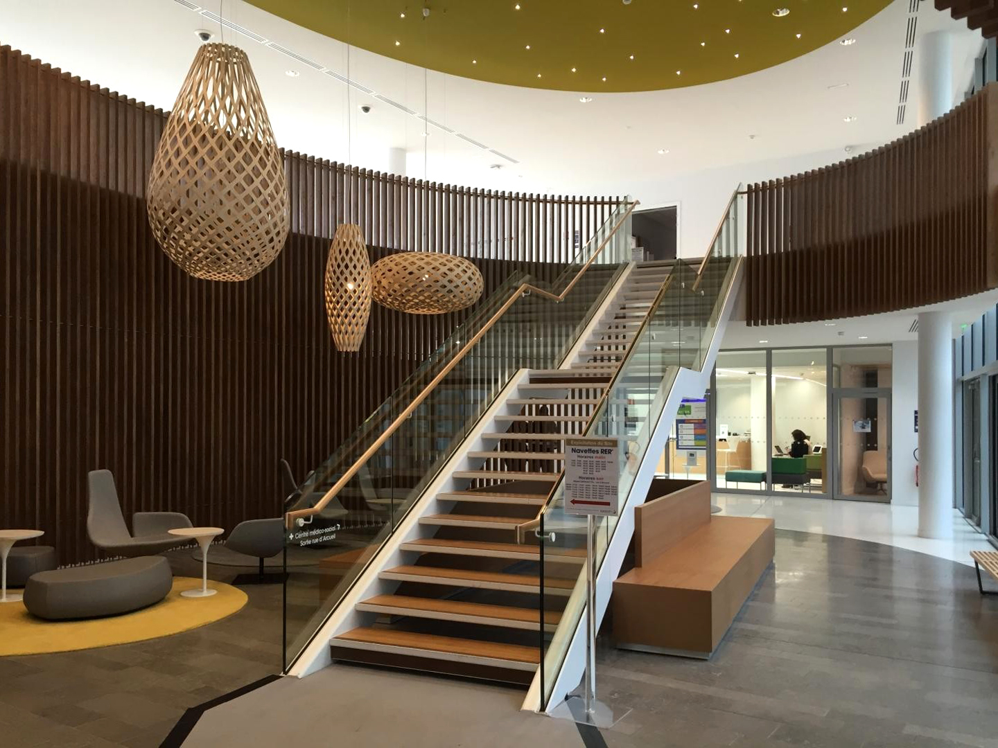 Fabrication et installation de menuiseries en bois