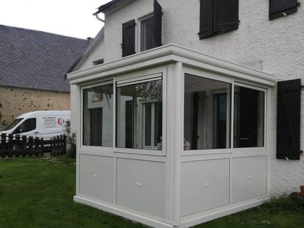 Pose de menuiseries proche de Clermont-Ferrand et environs