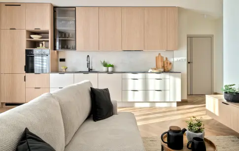 961c0c9c-57b8-4121-ba0a-33b7c6c35e83