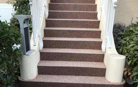 BELARIBI RÉSINE - escalier resine brun