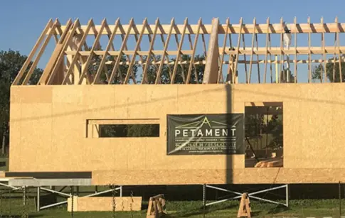 PETAMENT CHARPENTE COUVERTURE