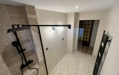 5389_salle-de-bain_real