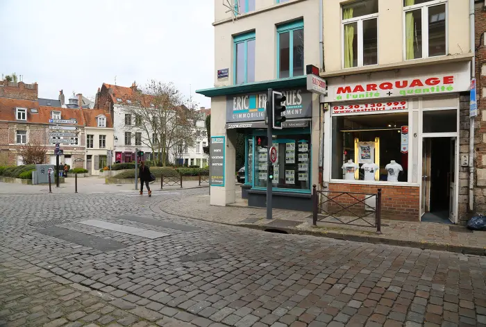 Impression textile à Lille : flocage, flex, broderie