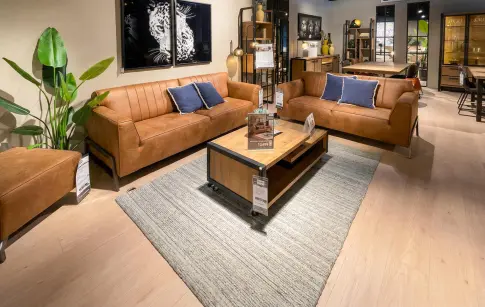 2b489edb-bb60-43d1-87d9-165128c2b25d