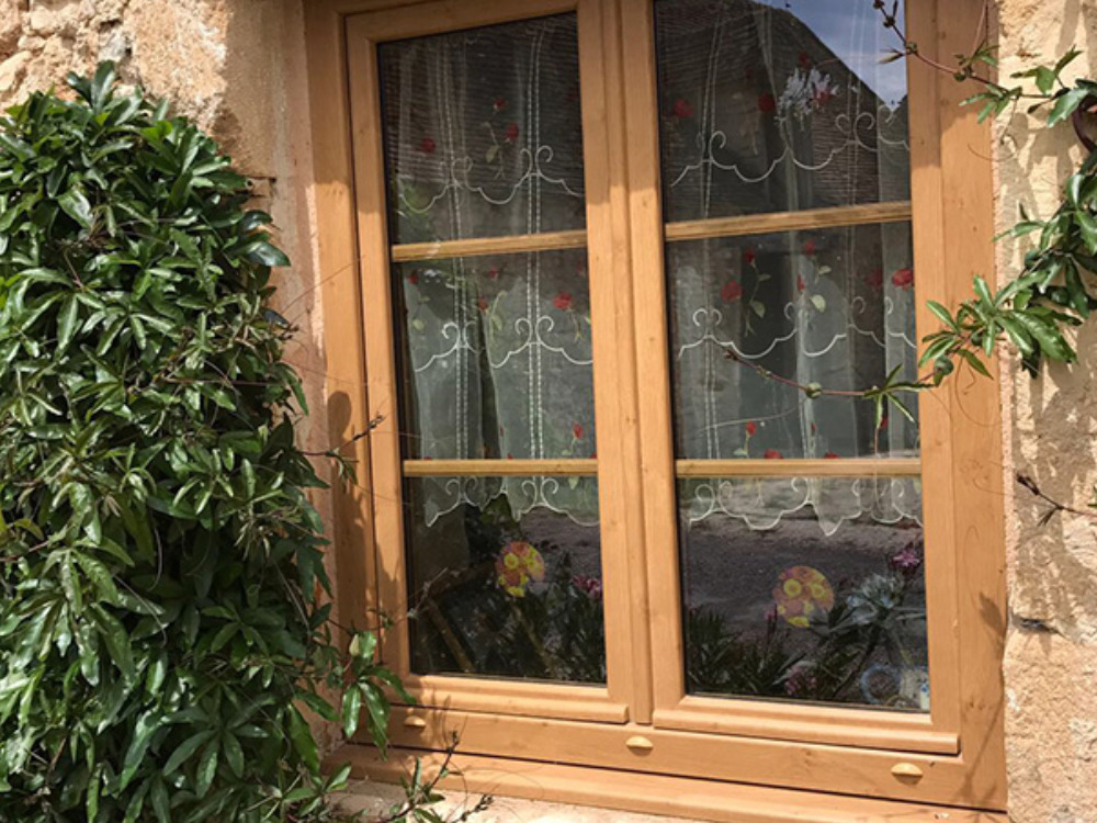 Fabrication de menuiseries en Dordogne et alentours