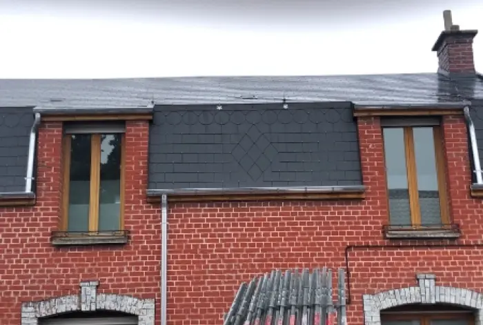 Démoussage et étanchéité de toiture à Valenciennes