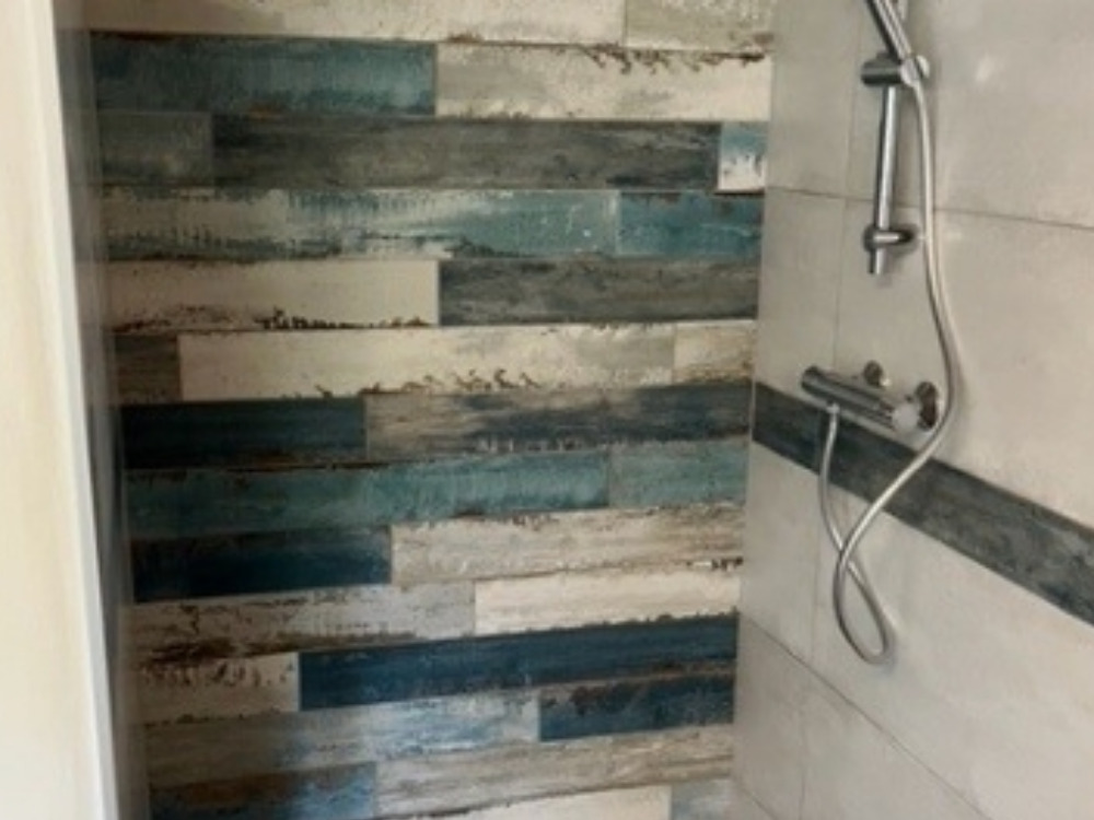 Pose de revêtements muraux et sols dans le Doubs