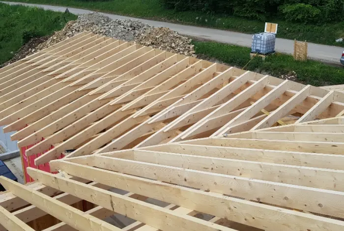 Charpentier Couvreur proche Besançon