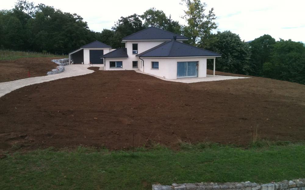 Travaux de terrassement proche de Besançon et Besançon