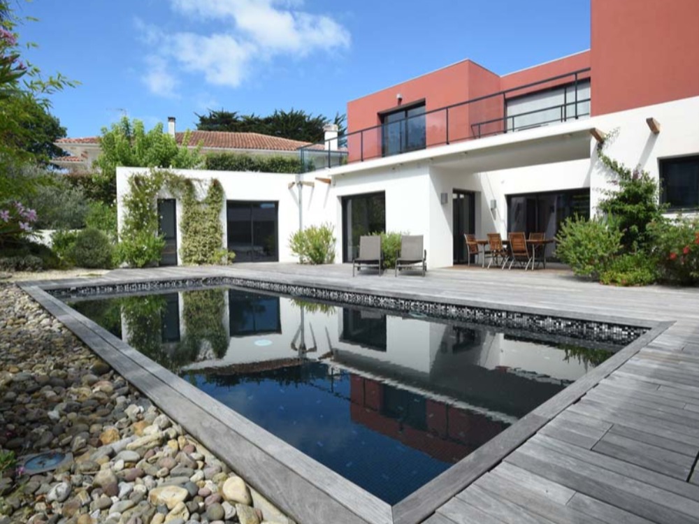 Création et rénovation de piscines dans les Pyrénées-Atlantiques