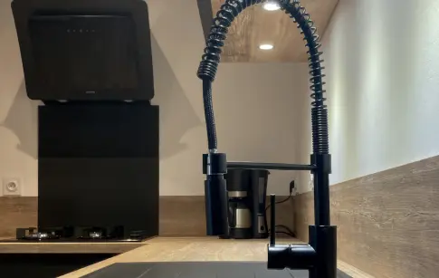 d6057299-b6c7-4b1e-be62-22a15b166505